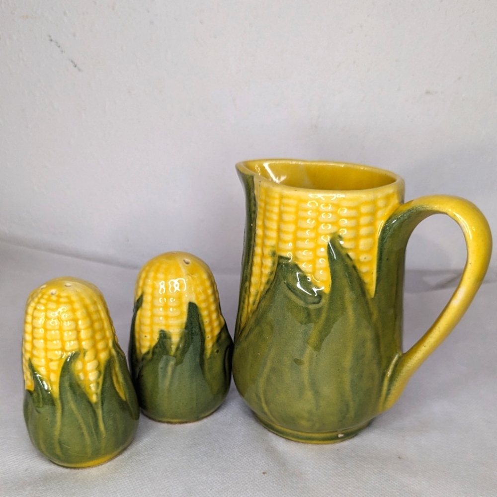 Vintage 1950's Shawnee Pottery Corn King Salt & Pepper Creamer